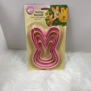 NEW Vintage 1993 WILTON Nesting Cookie Cutter Set Of 4 Bunnies Bunny Pink Easter